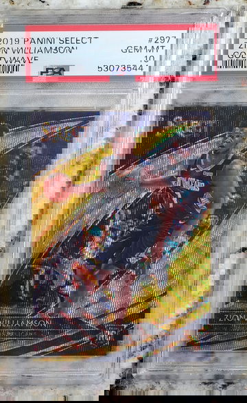 2019 Select Gold Wave Courtside ZION WILLIAMSON #297 PSA 10