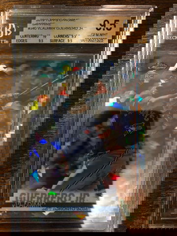 VLADIMIR GUERRERO JR 2019 TOPPS CHROME SAPPHIRE RC BGS 9.5