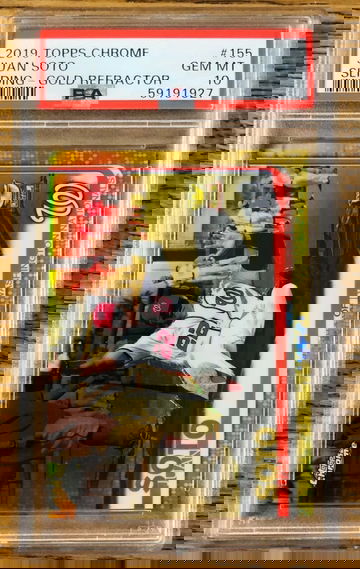 2019 Topps Chrome Juan Soto Short Print Gold Refractor /50 PSA 10