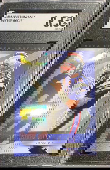 2004 Upper Deck SPX #59 Tom Brady SGC 8.5