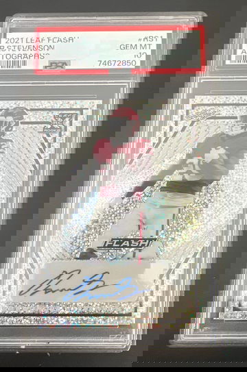 2021 Leaf Flash Autographs Rhamondre Stevenson RC #RS1 PSA10