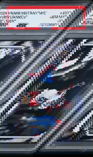 2024 PANINI INSTANT NFL JAYDEN DANIELS #/5 WHITE TIGER #207 RC ROOKIE PSA 10