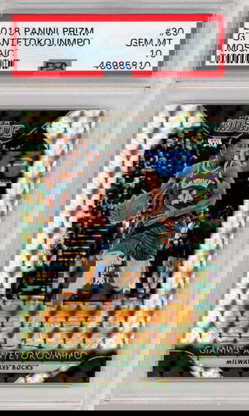 2018 Panini Prizm Mosaic 30 Giannis Antetokounmpo PSA 10