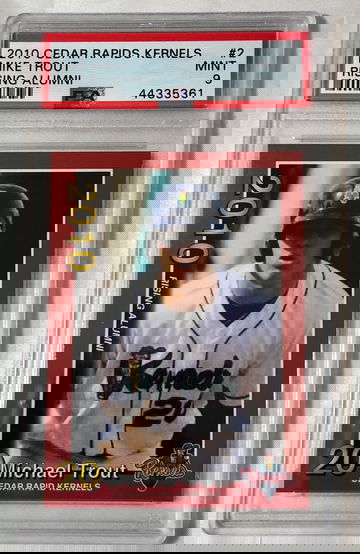 2010 CEDAR RAPIDS KERNELS #2 MIKE TROUT, MINT 9