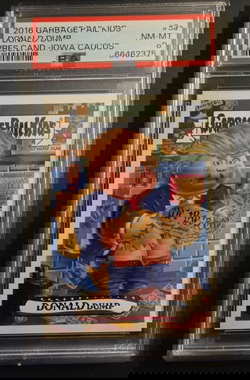 2016 Garbage Pail Kids GPK Presidential Candidate Iowa Caucus Donald Dump PSA 8