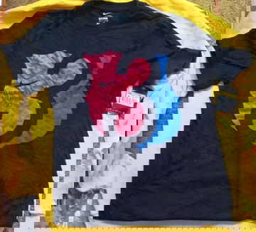 New w/ Tag Nike FC Barcelona La Liga Copa 2015 Champions Roster T Shirt Messi Size Small 100% Cotton