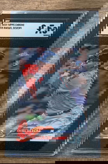 2018 Rafael Devers Topps Chrome RC SGC 9.5 