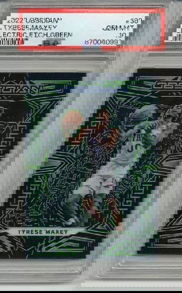 2022 PANINI OBSIDIAN ELECTRIC ETCH GREEN #38 TYRESE MAXEY CARD /25 PSA 10