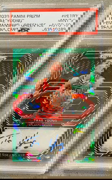 2020-21 Panini Prizm #PE-TRY Trae Young /16 Green Cracked Ice Penmanship Auto