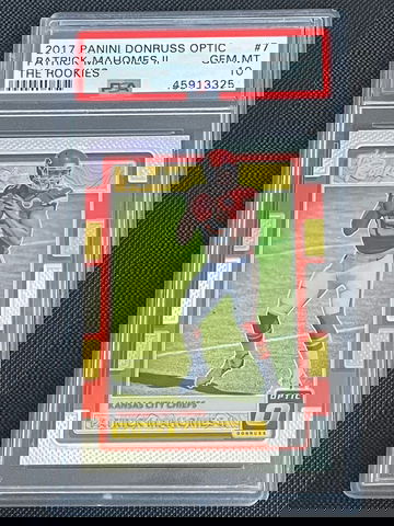 Patrick Mahomes 2017 Donruss Optic The Rookies Holo PSA 10