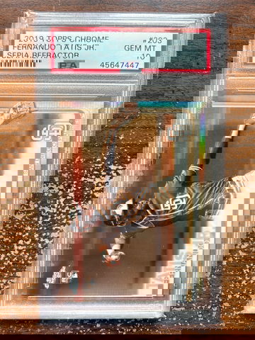 2019 Topps Chrome 203 Fernando Tatis Jr. RC Sepia Refractor PSA 10