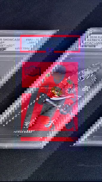 2016 Fleer Showcase Patrick Kane PMG Red /150 PSA 9