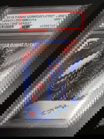 2019-20 donruss optic signature series Sekou Doumbouya auto RC PSA 9 