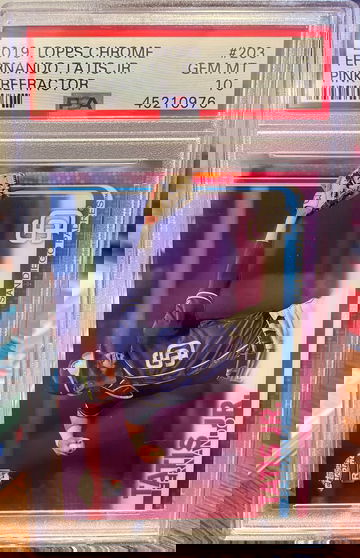 2019 Topps Chrome Fernando Tatis Jr Pink Refractor PSA 10