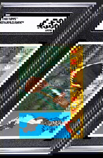 1960 Topps Roberto Clemente #326 SGC 4.5