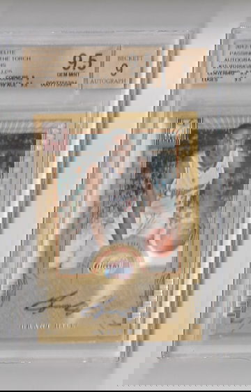 BGS 9 MINT 2012-13 ELITE PASSING THE TORCH KYRIE IRVING RC/GRANT HILL AUTOGRAPHS CARD IS #8/25 MADE CARD #15