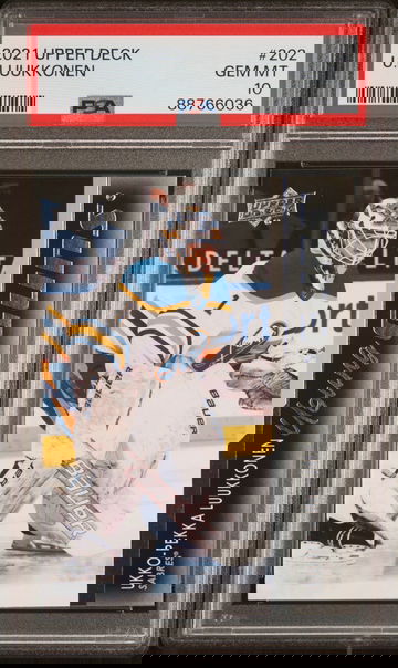 2021-22 Upper Deck Series 1 Young Guns Ukko-Pekka Luukkonen #202 RC PSA 10