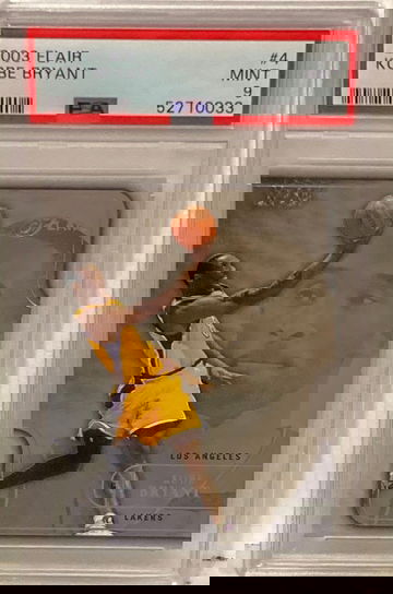 2003 Flair  Kobe Bryant