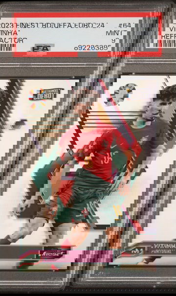 2023 TOPPS VITINHA FINEST ROAD TO UEFA EURO 2024 REFRACTOR #64 PSA 9