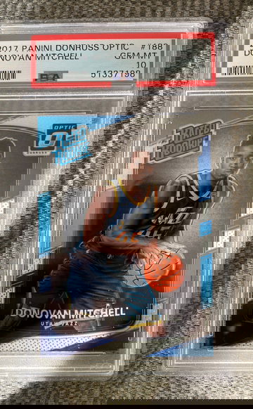 2017 Donovan Mitchell Optic Rated Rookie PSA 10