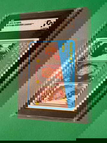 1972 73 Topps NBA rebounds leaders SGC 7