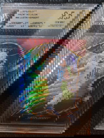 2020 Select Prizm Tri Color Justin Herbert /199 BGS 9.5