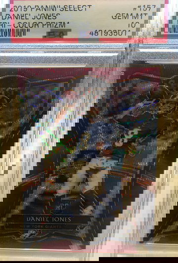 Daniel Jones 2019 Panini Select Tri-Color Prizm Premier Level /199 PSA 10