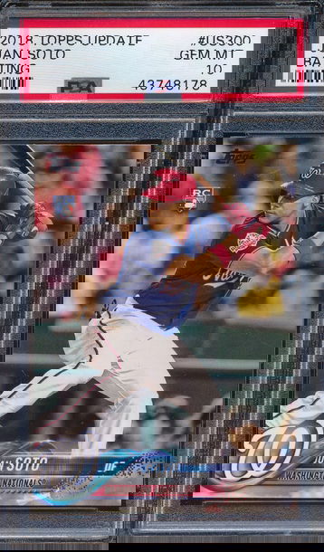 2018 Topps Update #US300 Juan Soto Batting RC Rookie PSA 10