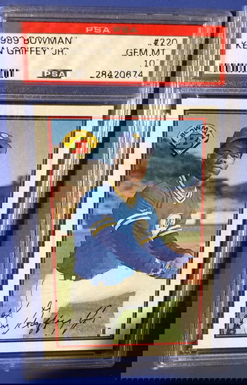 1989 Bowman #220 Ken Griffey Jr. PSA 10 Gem Mint rookie