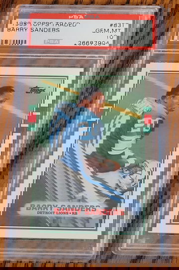 1989 Topps Traded Barry Sanders PSA 10 Rookie Lions