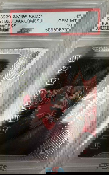 2020 Prizm Patrick Mahomes II Fireworks #5 PSA 10