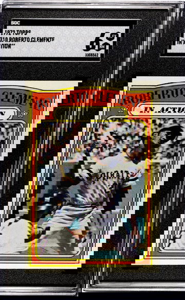 1972 Topps #310 Roberto Clemente In Action SGC 6