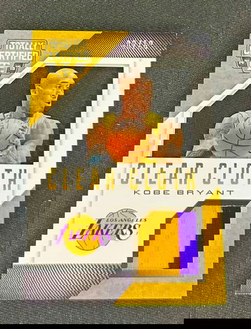 2014 Kobe Bryant Panini Totally Certified Clear Cloth Gold Patch Jersey 8/10 JSY #21 SP Yellow