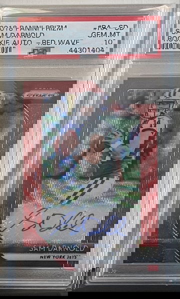 2018 Panini Prizm Sam Darnold Auto Red Wave PSA 10