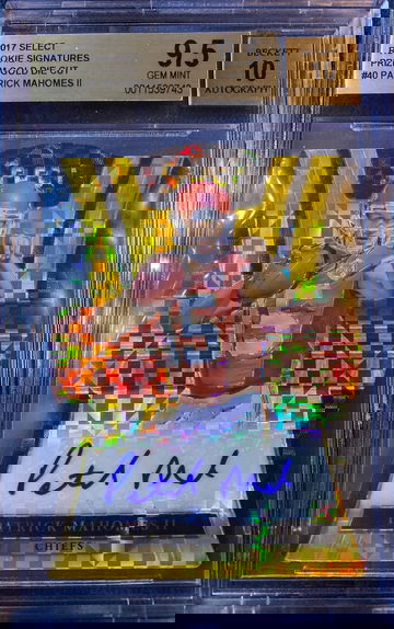 2017 Panini Select Patrick Mahomes RC Die-Cut Auto Gold/10 BGS 9.5