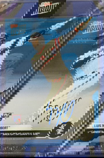 2020 Topps Now Luis Robert Auto /49 1st Career Walk-Off