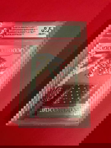 2000 donruss jerry rice preferred materials /300 bgs 8.5 game worn jersey patch 