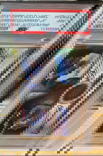 2019 Topps Gold Label Vladimir Guerrero Jr / Vladimir Guerrero Dual Rookie Autograph Gold Framed Father Son PSA 9