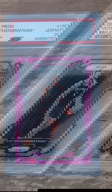2023 prizm Victor wembanyama Pink ice PSA 10 