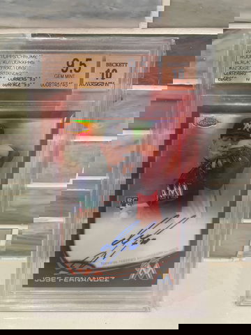 2013 TOPPS CHROME JOSE FERNANDEZ ROOKIE BLACK AUTO /100 BGS 9.5/10