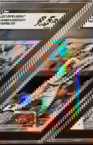 2023 Gunnar Henderson Prism Refractor Topps Chrome RC Rookie SGC 9.5 Orioles 