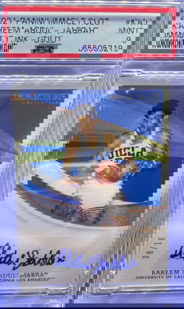 2021 Panini Immaculate Collegiate Ink Gold 8/10 Kareem Abdul-Jabbar PSA 9 MINT Auto HOF