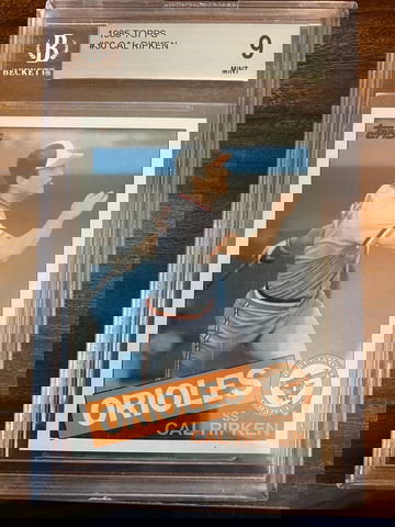 1985 Topps #30 Cal Ripken BGS 9.5/9.5/9.5/8.5