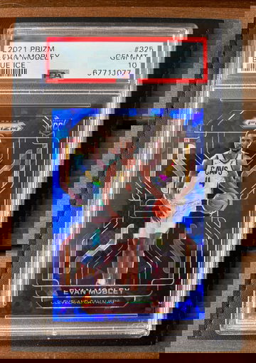 2021 Panini Prizm Evan Mobley RC Blue Ice /125 PSA 10