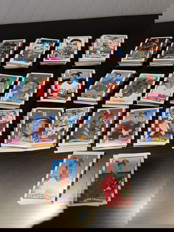 1989 Topps Baseball Near Complete Set 685/792 No Duplicates