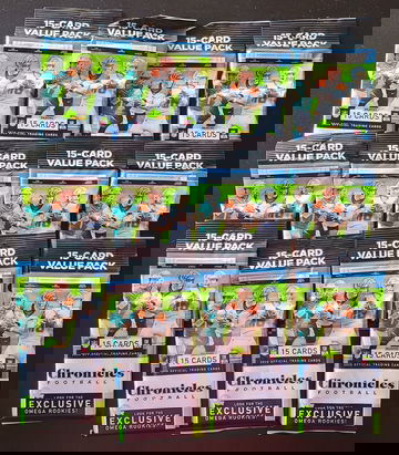 2020 Chronicles football value pack lot of 10