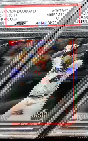 2019 Topps Update Mike Trout Rainbow Foil #US146 PSA 10