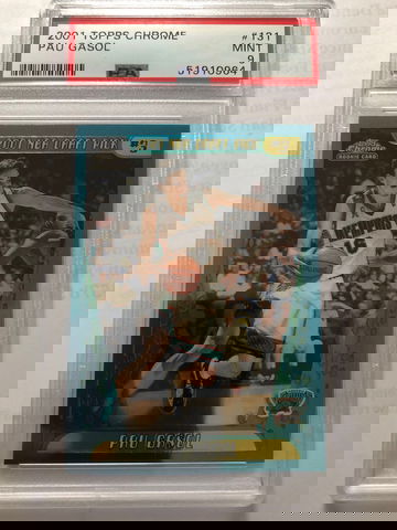 2001 Topps Chrome #131 Pau Gasol PSA 9