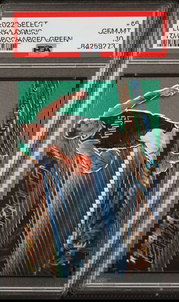 2022 Panini Select Turbocharged-Green Luka Doncic #6 PSA 10