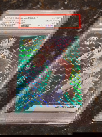 2020 Mosaic Ceedee Lamb PRIZM Green #207 RC Rookie HOLOGRAM PSA 10 GEM